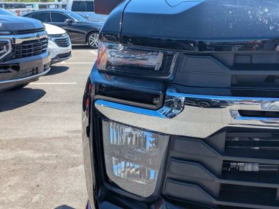 2025 Chevrolet Silverado 2500HD — photo 10 view
