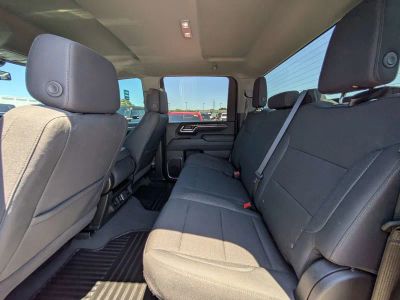 2025 Chevrolet Silverado 2500HD — photo 13 view