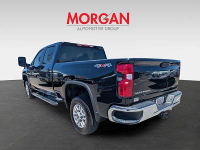 2025 Chevrolet Silverado 2500HD — engine compartment view