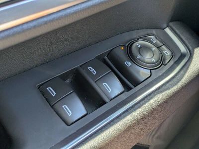 2025 Chevrolet Silverado 2500HD — photo 21 view