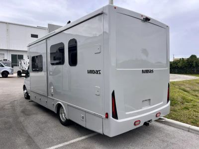 2026 Tiffin MIDAS — photo 41 view
