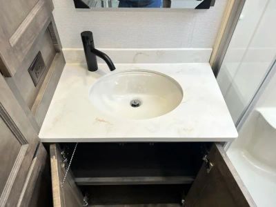 2026 Tiffin MIDAS — photo 25 view