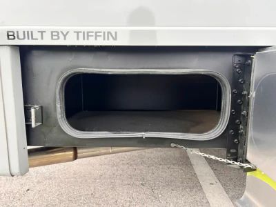 2026 Tiffin MIDAS — photo 34 view