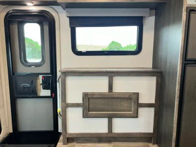 2026 Tiffin MIDAS — photo 17 view