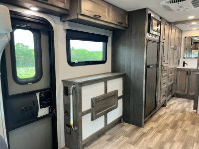 2026 Tiffin MIDAS — photo 16 view