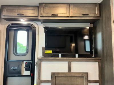 2026 Tiffin MIDAS — photo 18 view