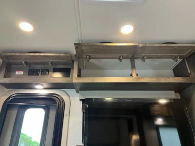 2026 Tiffin MIDAS — photo 19 view
