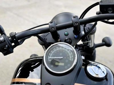 2025 Honda Shadow Phantom ABS - Photo 10