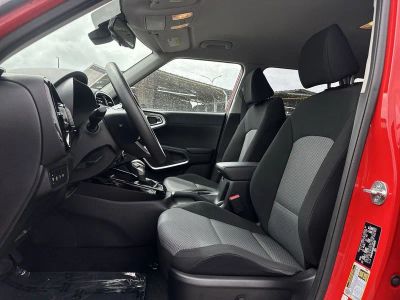 2023 Kia Soul — photo 13 view