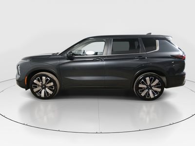 2025 Mitsubishi Outlander - Photo 4