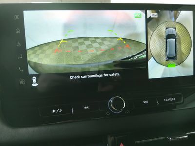 2025 Mitsubishi Outlander - Photo 16