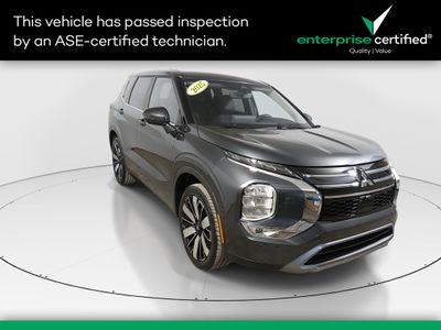 2025 Mitsubishi Outlander - Photo 1