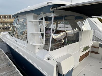 2025 Boston Whaler 380 Realm - Photo 5