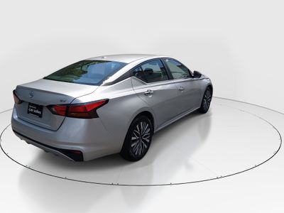 2024 Nissan Altima — photo 7 view