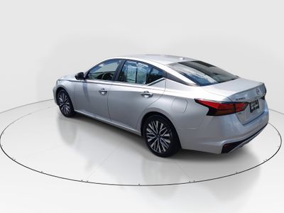2024 Nissan Altima — detail view