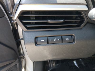 2024 Nissan Altima — photo 13 view