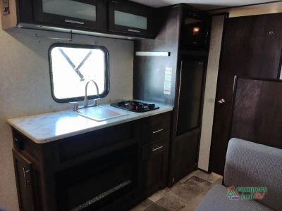 2022 Dutchmen RV Coleman — photo 18 view