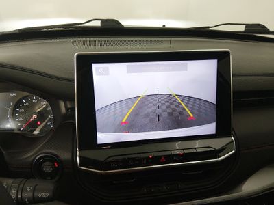 2024 Jeep Compass - Photo 16