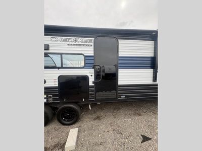 2026 Forest River RV Cherokee Grey Wolf - Photo 8