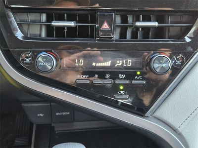 2024 Toyota Camry - Photo 13