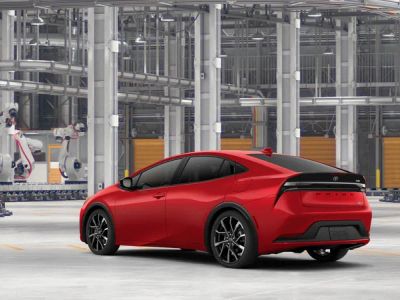 2026 Toyota Prius Plug-in Hybrid - Photo 8