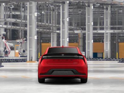 2026 Toyota Prius Plug-in Hybrid - Photo 10