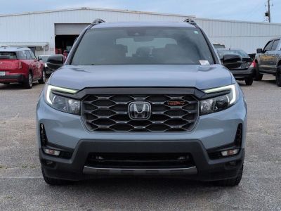 2023 Honda Passport — photo 8 view