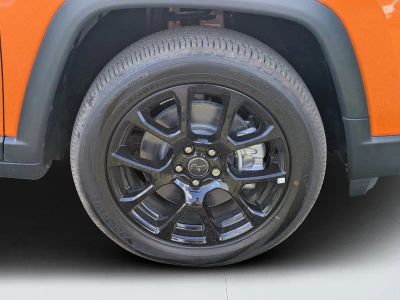 2026 Jeep Compass — photo 9 view