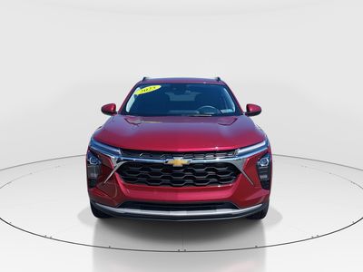 2025 Chevrolet Trax - Photo 2