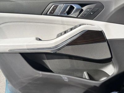 2024 BMW X5 — photo 25 view