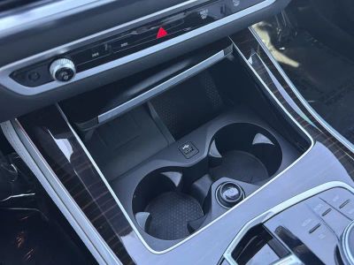2024 BMW X5 — photo 33 view