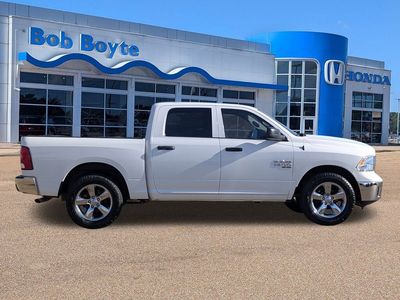 2022 Ram 1500 Classic - Photo 2