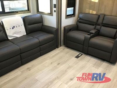 2026 Keystone RV Montana - Photo 32