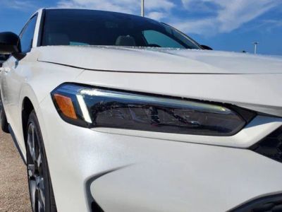 2026 Honda Civic Hatchback Hybrid — photo 10 view