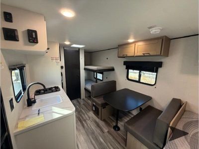 2026 Jayco Jay Flight SLX — photo 7 view