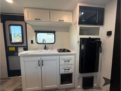 2026 Jayco Jay Flight SLX — photo 8 view