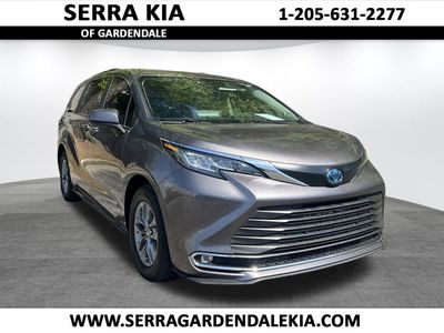 2022 Toyota Sienna - Photo 1