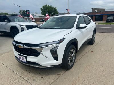 2026 Chevrolet Trax — side profile view