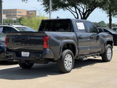 2026 Toyota Tacoma - Photo 4