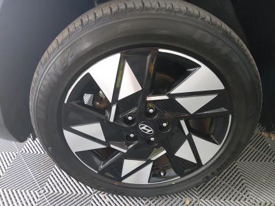 2024 Hyundai Kona — photo 10 view