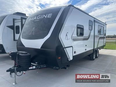 2027 Imagine 2500RL — front three-quarter view