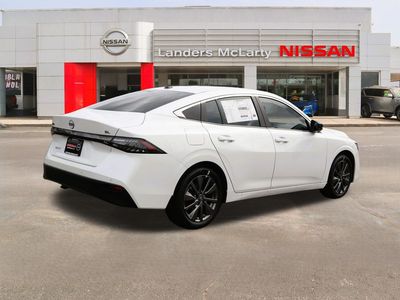 2026 Nissan Sentra - Photo 3