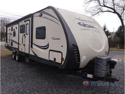 2016 Coachmen RV Freedom Express Liberty Edition - Photo 2