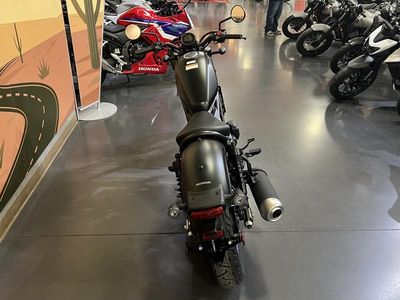 2026 Honda Rebel 300 - Photo 4