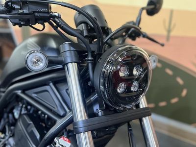 2026 Honda Rebel 300 - Photo 13
