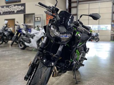 2025 Kawasaki Z650 ABS - Photo 3