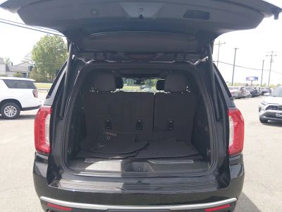 2024 GMC Yukon - Photo 11