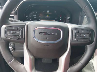 2024 GMC Yukon - Photo 12