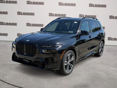 2027 BMW X7 xDrive40i in Black Sapphire Metallic — front three-quarter view