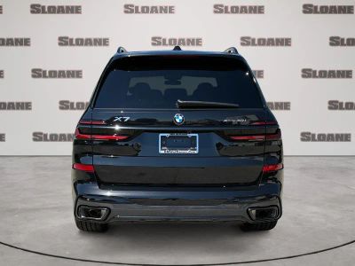2027 BMW X7 — interior view